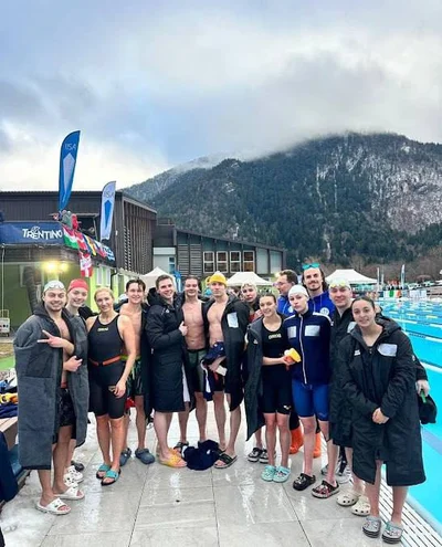 Российские атлеты завоевали 30 наград на чемпионате Европы в ледяной воде!