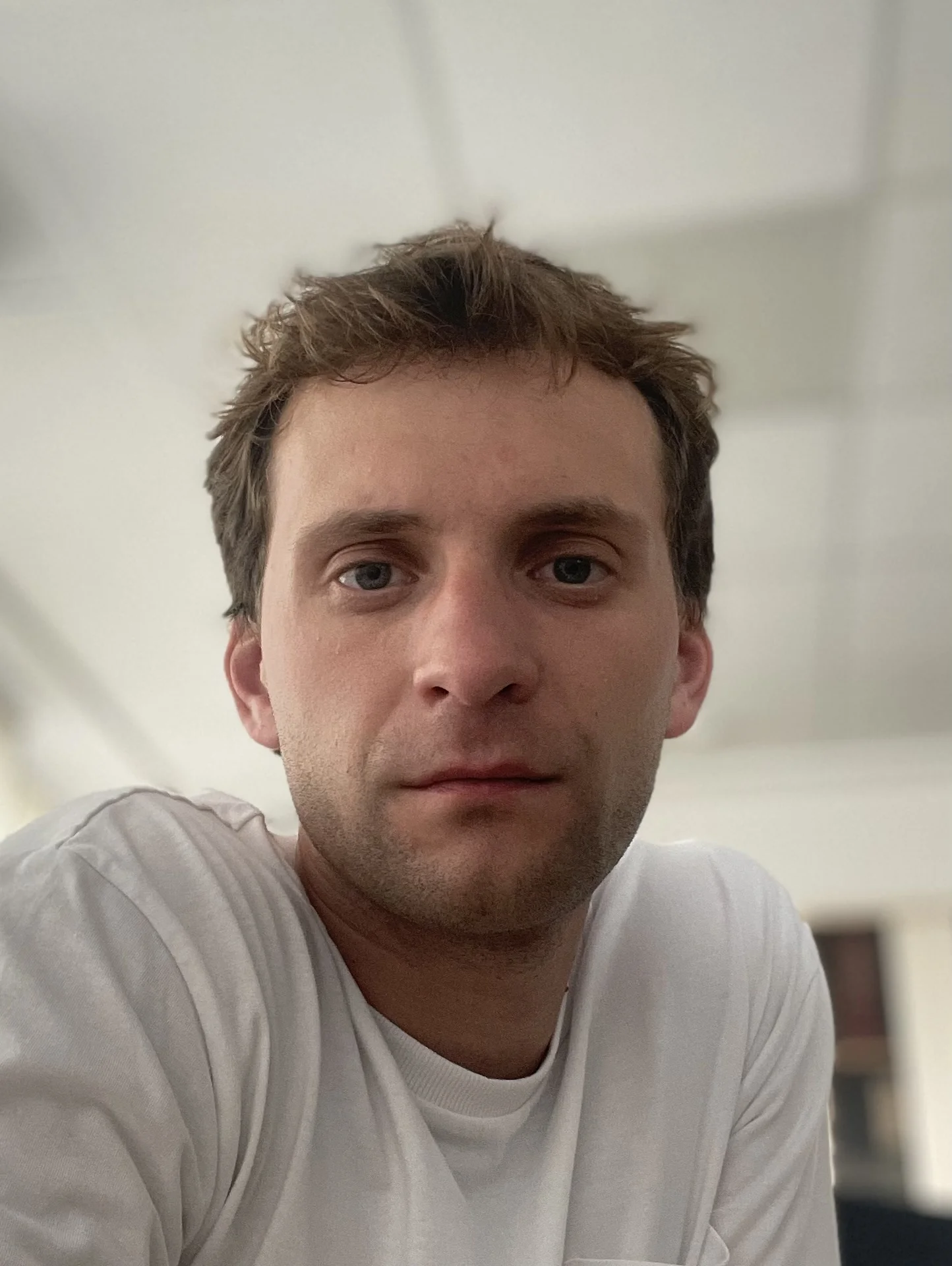 Олег Устинов