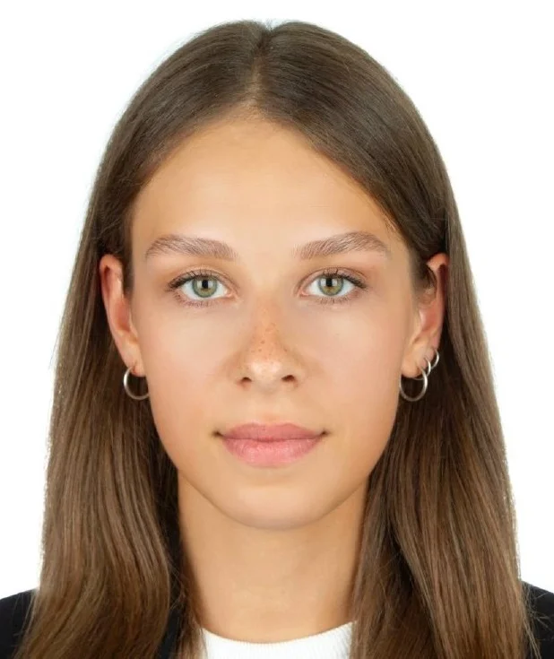 Алина Храпова