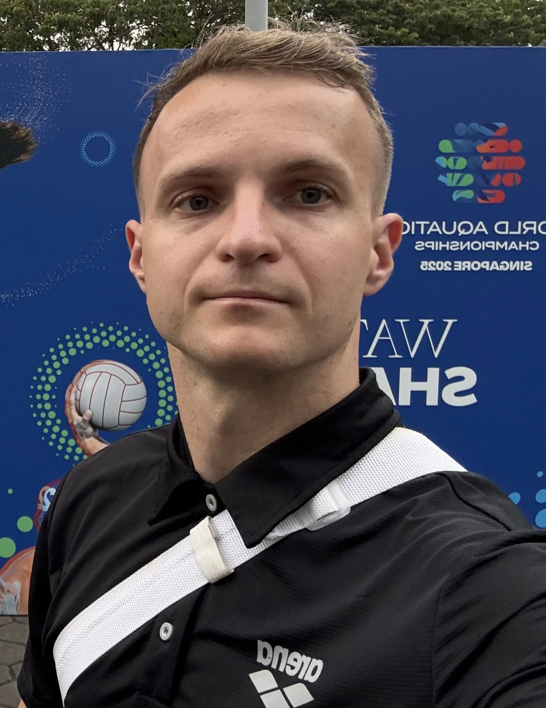 Антон Романенко