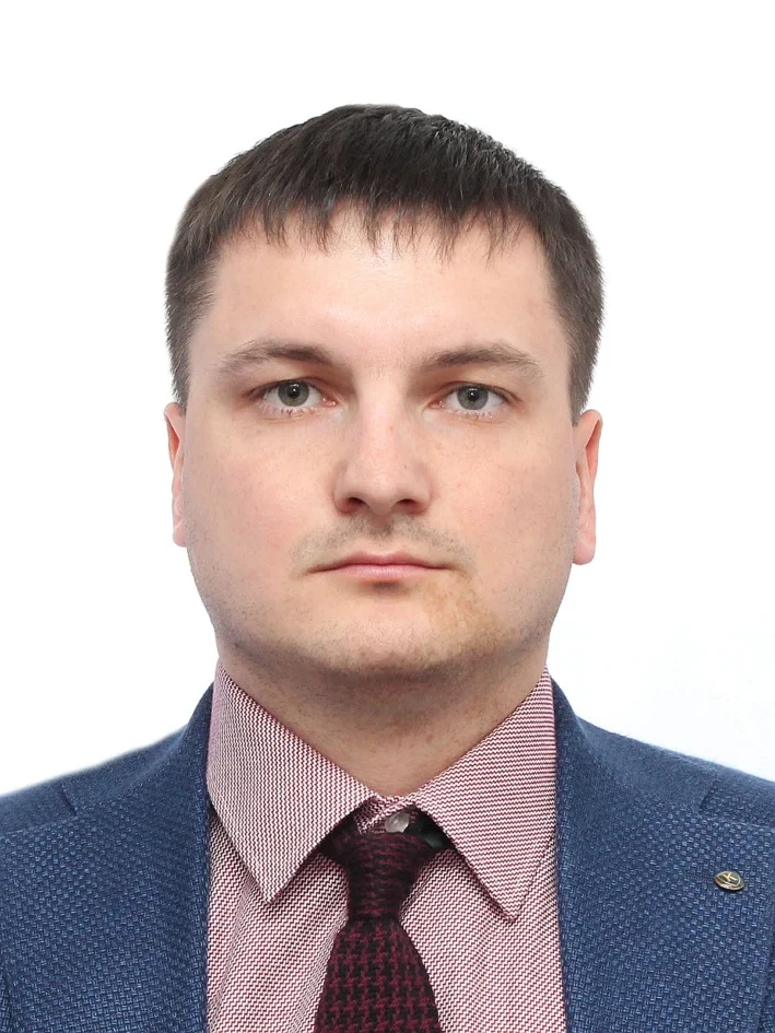Михаил Медведев